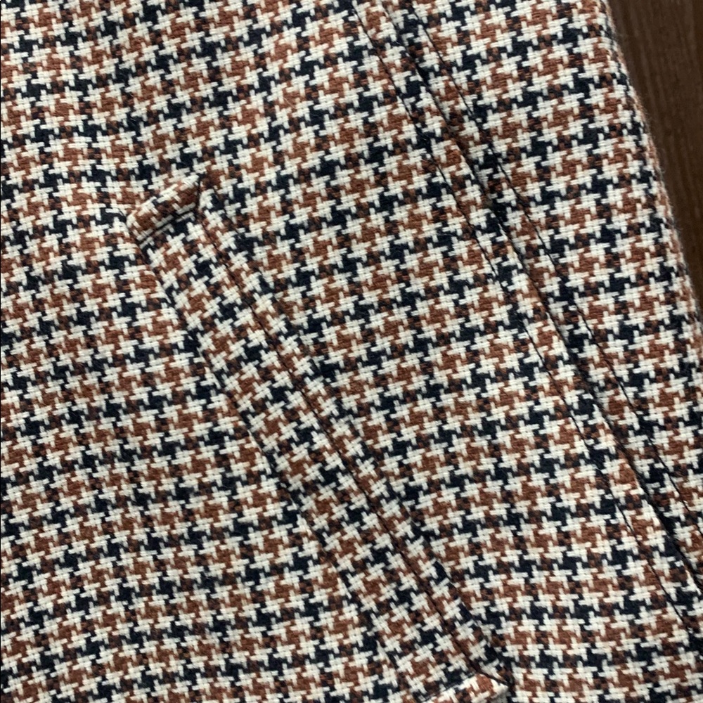 Classic Houndstooth Women's cape - Picture 3 of 5